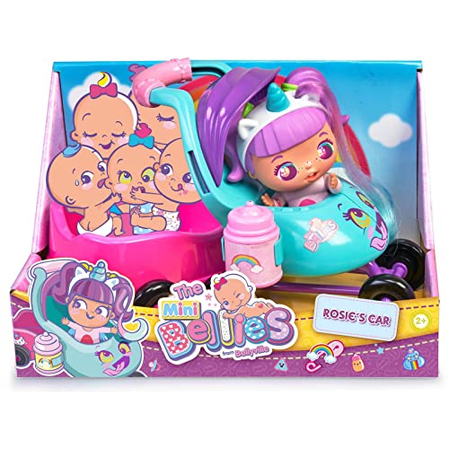 The Bellies from Bellieville - Mini-Rosie´s Car, Spielzeugauto für Mini-Bellies, enthält Aufkleber, Babyflasche und eine Mini-Rosie Rainbow, hat eine Öffnung für 3 Puppen, Famosa (700017071) von The Bellies From Bellyville