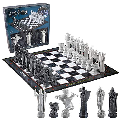 The Noble Collection Wizard Chess Set von The Noble Collection