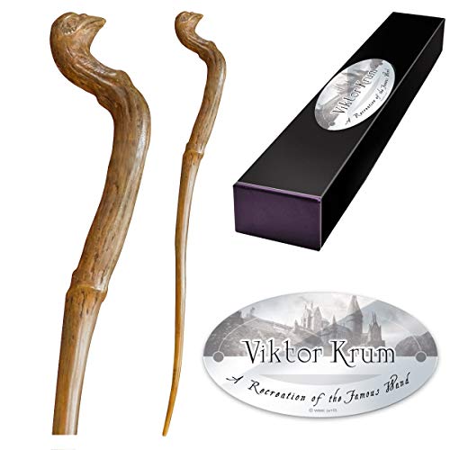 The Noble Collection - Viktor Krum Character Wand - 14in (35cm) Wizarding World Wand with Name Tag - Harry Potter Film Set Movie Props Wands The Noble Collection - Viktor Krum Character Wand - 14in (35cm) Wizarding World Wand with Name Tag - Harry Potter Film Set Movie Props Wands von The Noble Collection