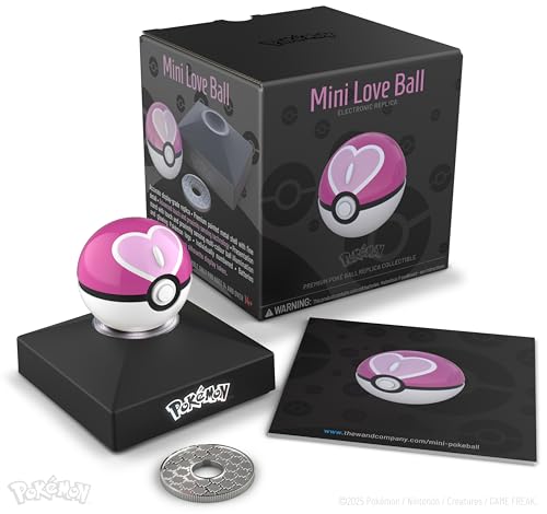 The Wand Company Pokémon Trainer Mini Poké Ball Range of Authentic Replicas - Realistic, Electronic, Die-Cast Poké Ball with Display Stand Light Features The Wand Company Pokémon Trainer Mini Poké Ball Range of Authentic Replicas - Realistic, Electronic, Die-Cast Poké Ball with Display Stand Light Features von The Wand Company