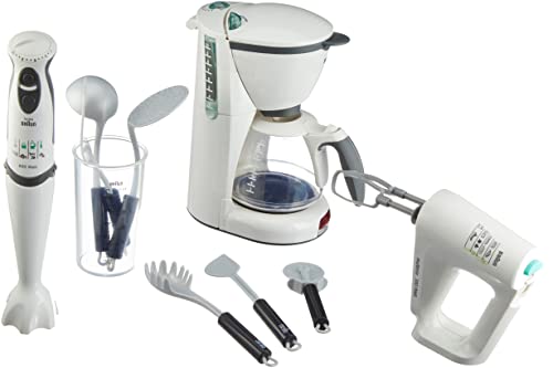 Braun Theo Klein 9625 Combo-Set I Wertige Spielküchengeräte: batteriebetriebene Kaffeemaschine, Hand- und Stabmixer inkl. Zubehör I Maße: 58,5 cm x 12,5 cm x 28 cm I Spielzeug für Kinder ab 3 Jahren Braun Theo Klein 9625 Combo-Set I Wertige Spielküchengeräte: batteriebetriebene Kaffeemaschine, Hand- und Stabmixer inkl. Zubehör I Maße: 58,5 cm x 12,5 cm x 28 cm I Spielzeug für Kinder ab 3 Jahren von Theo Klein