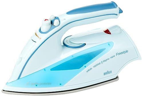 Theo Klein 6245 Braun Bügeleisen I Batteriebetriebenes Kinderbügeleisen mit LED-Leuchtanzeige und Wassersprühfunktion I Maße: 24 cm x 10 cm x 15 cm I Spielzeug für Kinder ab 3 Jahren Theo Klein 6245 Braun Bügeleisen I Batteriebetriebenes Kinderbügeleisen mit LED-Leuchtanzeige und Wassersprühfunktion I Maße: 24 cm x 10 cm x 15 cm I Spielzeug für Kinder ab 3 Jahren von Theo Klein