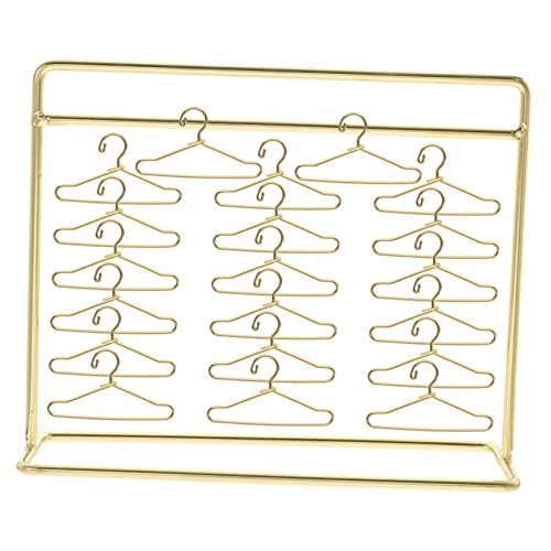 Toddmomy 1 Satz Mini Kleidungsständer für Puppen Teiliges Set mit Mini Kleiderbügeln aus für Stilvolle Präsentation von Puppenkleidung Ihrem Puppenhaus Toddmomy 1 Satz Mini Kleidungsständer für Puppen Teiliges Set mit Mini Kleiderbügeln aus für Stilvolle Präsentation von Puppenkleidung Ihrem Puppenhaus von Toddmomy