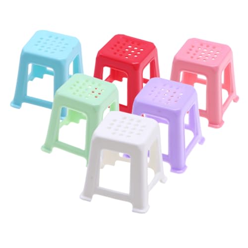 Toddmomy 6 Stück Puppenhaushocker Kleine Puppenhaus Miniaturmöbel Niedliche Miniaturen Mini Stuhl Zum Basteln Mini Hocker Miniatur Hocker Figur Miniatur Stuhl Hocker Modell von Toddmomy