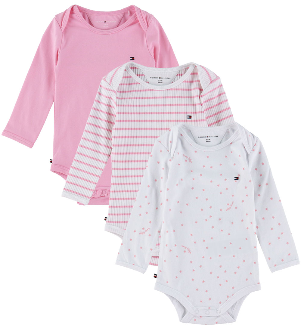 Tommy Hilfiger Geschenkbox - Body l/ä - 3er-Pack - Classic+ Pink - Tommy Hilfiger - 68 - Body L/Ä Tommy Hilfiger Geschenkbox - Body l/ä - 3er-Pack - Classic+ Pink - Tommy Hilfiger - 68 - Body L/Ä von Tommy Hilfiger