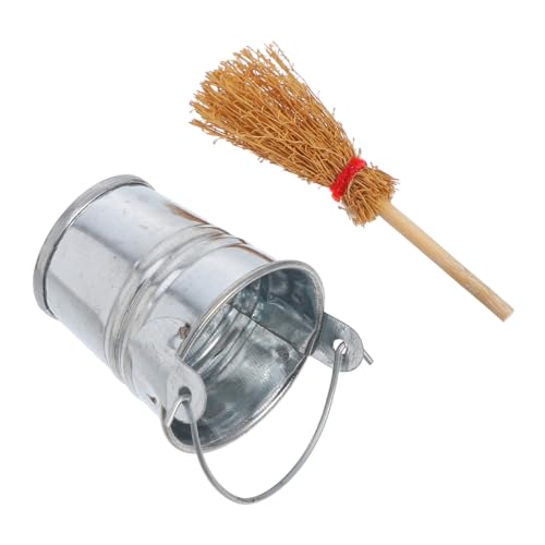 1Satz Besen und Eimer Set für Puppenhaus Detailliertes DIY Zubehör für Miniaturszenen Tragbar Langlebig und Kreativ für Bastelprojekte Eimer Besen 1Satz Besen und Eimer Set für Puppenhaus Detailliertes DIY Zubehör für Miniaturszenen Tragbar Langlebig und Kreativ für Bastelprojekte Eimer Besen von Toyvian