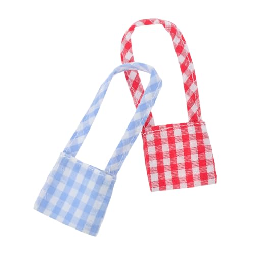 Toyvian 2 Stück Kleine Canvas Umhängetaschen mit Plüsch Puppenanhänger Kariertes Muster Robuste Mini Crossbody Bags für Alltag Reise Blau und Rot Modische Accessoires von Toyvian