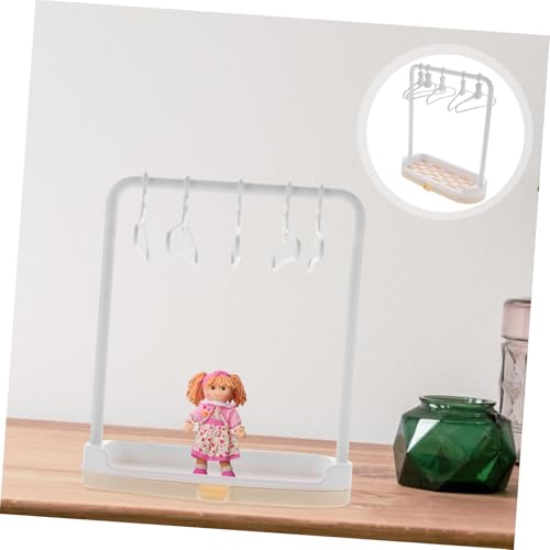 Toyvian Puppenkleiderständer Set mit Kleiderbügeln Stabiler Puppenkleiderhalter für Bjd Puppen Platzsparendes Doll Clothes Storage für Puppenhaus und Puppenkleidung Toyvian Puppenkleiderständer Set mit Kleiderbügeln Stabiler Puppenkleiderhalter für Bjd Puppen Platzsparendes Doll Clothes Storage für Puppenhaus und Puppenkleidung von Toyvian