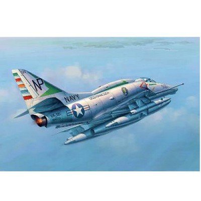 Douglas A-4E Skyhawk Douglas A-4E Skyhawk von Trumpeter