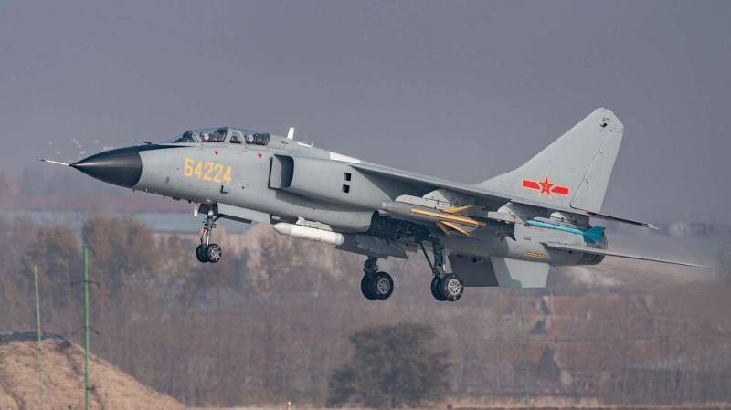 JH-7A Flying Leopard JH-7A Flying Leopard von Trumpeter