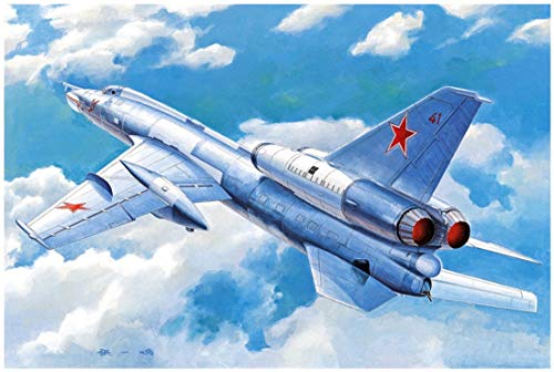 Trumpeter 001695 1/72 TU-22K Blinder B Other License Modellbausatz, Modellbauzubehör, Mehrfarbig von Trumpeter