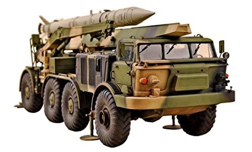 Trumpeter 07179 Russian 9P113 TEL with 9M21 Rocket of 9K52 Luna-M Short-Range Artillery Rocket System Frog-7 - Maßstab 1/72 - Kunststoff-Montagebox von Trumpeter