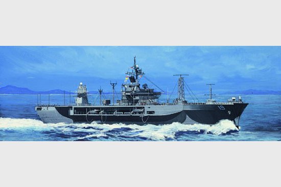 USS Blue Ridge LCC-19 USS Blue Ridge LCC-19 von Trumpeter