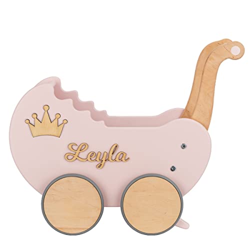 Puppenwagen ab 1 Jahr - Individuell mit Namen - Handgefertigter Puppenwagen - Holzpuppenwagen - Sicher Abgerundete Kanten - Ausdrucksstarke und Schöne Farben (Puderrosa) von TukuTuk