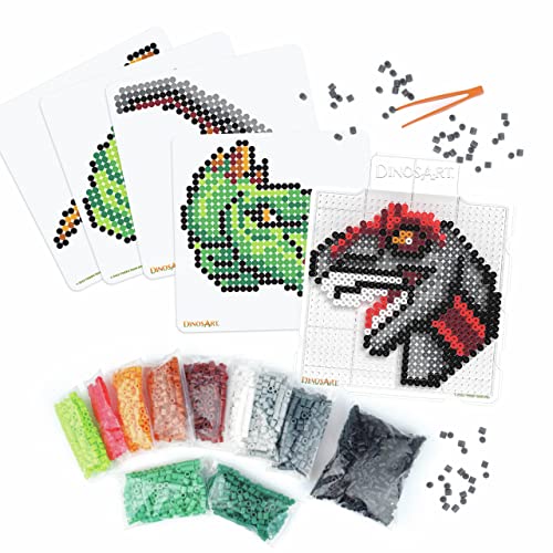 DinosArt Großes Bügelperlen-Set, viele verschiedene Dinosaurier-Motive, über 2.000 Perlen und Musterkarten + Sammelkarten, kreativer Bastelspaß DinosArt Großes Bügelperlen-Set, viele verschiedene Dinosaurier-Motive, über 2.000 Perlen und Musterkarten + Sammelkarten, kreativer Bastelspaß von Dinos Art
