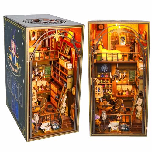 UINOFER Book Nook Bausatz, DIY Miniatur Haus mit Möbeln und LED, Miniatur Bausatz, Puppenhäuser Book Nook DIY Kit, Bausatz für EIN Kleines Haus, 3D Diorama für Erwachsene (Witch's Magic House) von UINOFER