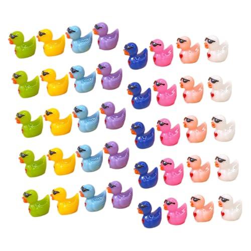 UKCOCO 40Stücke Mini Entenfiguren mit Sonnenbrillen Harz für Mikrolandschaften Garten und Tischdekoration Kreative für Freunde und Familie Leuchtende von UKCOCO