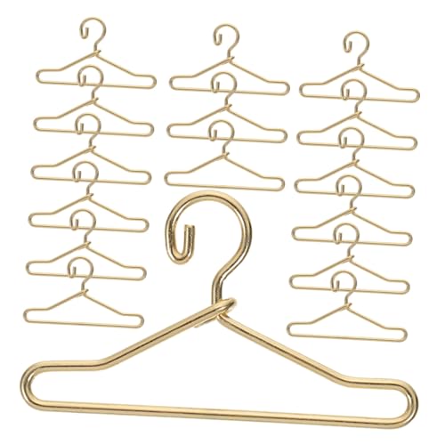 UPKOCH 45 Stück Teiliges Mini Kleiderbügel aus Stabile Puppenkleiderbügel für Puppenhaus Goldfarbene Miniatur Kleiderbügel für Puppenkleidung und Ordentlichen Puppenschrank UPKOCH 45 Stück Teiliges Mini Kleiderbügel aus Stabile Puppenkleiderbügel für Puppenhaus Goldfarbene Miniatur Kleiderbügel für Puppenkleidung und Ordentlichen Puppenschrank von UPKOCH