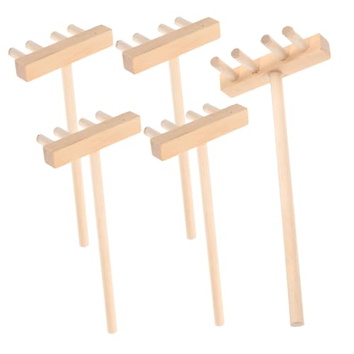 UPKOCH 5 Stück Teiliges Mini Bambus Rechen Sandspielzeug Holz Rake Handicrafts für Sandkasten Zen Garten Zubehör Kreative Sandglättung Langlebig und Stabil UPKOCH 5 Stück Teiliges Mini Bambus Rechen Sandspielzeug Holz Rake Handicrafts für Sandkasten Zen Garten Zubehör Kreative Sandglättung Langlebig und Stabil von UPKOCH