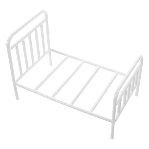 UPKOCH Miniatur Puppenhausbett Für Puppen Weißes Eisenbett Einzelbett Für Prinzessinnen Realistisches Schlafzimmerzubehör Reborn Krippe Für Fantasievolles Kinderzimmermöbel UPKOCH Miniatur Puppenhausbett Für Puppen Weißes Eisenbett Einzelbett Für Prinzessinnen Realistisches Schlafzimmerzubehör Reborn Krippe Für Fantasievolles Kinderzimmermöbel von UPKOCH