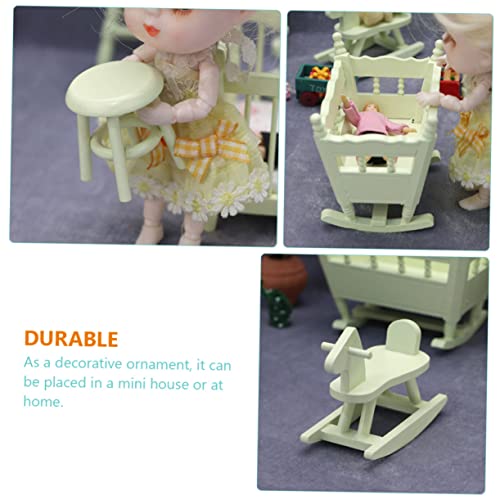 UPKOCH Miniatur Puppenhausmöbel Teilig aus Holz Verschleißfester Puppenwiege und Niedlicher Miniatur Hocker Kindgerechte Kinderzimmerdekoration Realistisches Modell für Puppenhaus UPKOCH Miniatur Puppenhausmöbel Teilig aus Holz Verschleißfester Puppenwiege und Niedlicher Miniatur Hocker Kindgerechte Kinderzimmerdekoration Realistisches Modell für Puppenhaus von UPKOCH