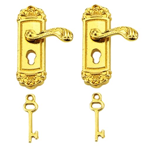 UWEOTYYY Dollhouse Möbelset, Miniatur -Türgriff mit Mini -Schlüssel 2 Sets 1:12 Dollhouse Tür Klopfer Metall Miniaturknöpfe für Zubehör Golden, Schlüssel von UWEOTYYY