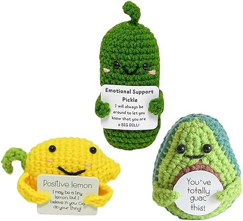 UYOE 2023 Handmade Emotional Support Pickled Cucumber Gift, Cute Handwoven Ornaments,Crochet Support Pickles Wooden Base Ornament for Office Desk,Christmas Knitting Doll Ornament Gift (3PCS-E) von UYOE