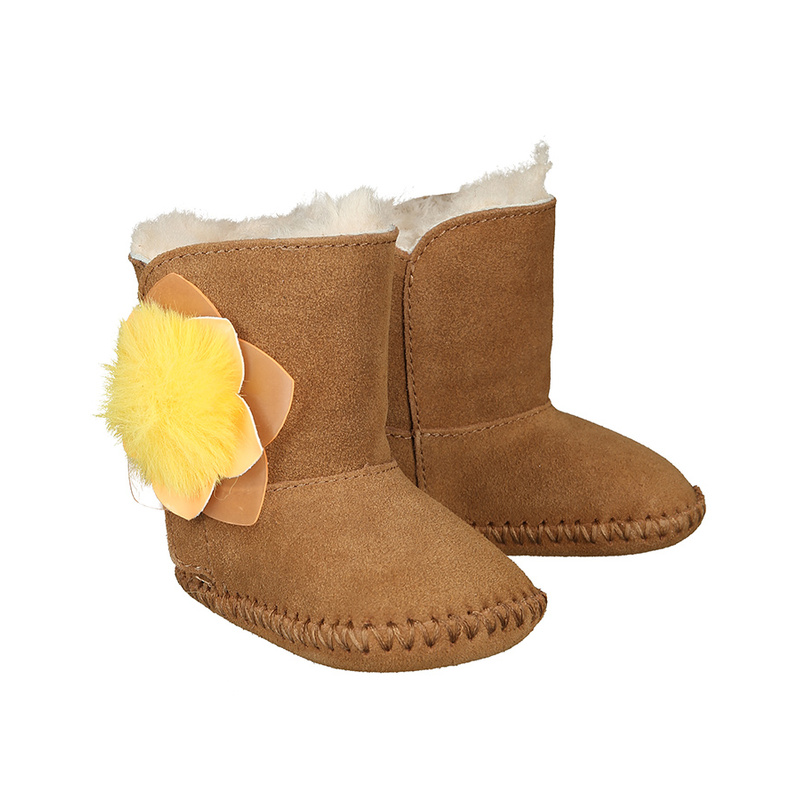 UGG® Boots CASSIE CACTUS FLOWER in braun von Ugg