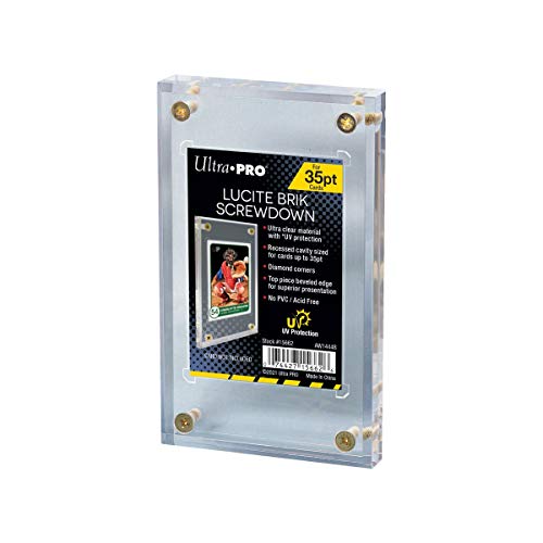 Ultra PRO Lucite Brik UV Screwdown 35PT – Kartenhalter für Standardkarten 2,5 x 3,5 Zoll – UV-Schutz, säurefrei, Vier-Schrauben-Halterung, abgeschrägte Kanten, diamantgeschützte Ecken von Ultra Pro
