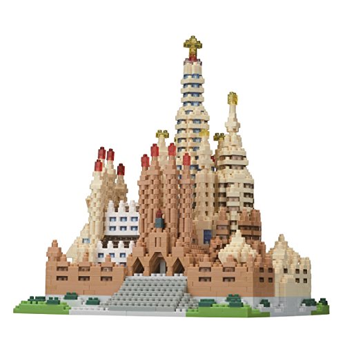 nanoblock NB-028 Sagrada Familia, Minibaustein 3D-Puzzle, Advanced Hobby Series, 2660 Teile, Schwierigkeitsstufe 5, für Experten von Kawada