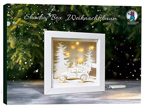 Ursus 21510002F - Shadow Boxes Weihnachtsbaum, ca. 19 x 19 x 4 cm, Bastelset mit 3 Blatt Bastelkarton, 3D-Stern Effektfolie, LED Mikro Lichterkette, Klebeband, inklusive Bastelanleitung, weiß von Ursus