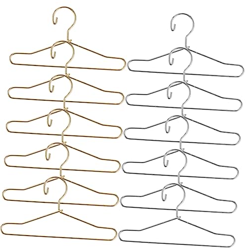 VANZACK 20Stücke Mini Puppenkleiderbügel aus Robustem Material für Puppenhauszubehör Goldene und Silberne Varianten zur Organisation von Puppenkleidung VANZACK 20Stücke Mini Puppenkleiderbügel aus Robustem Material für Puppenhauszubehör Goldene und Silberne Varianten zur Organisation von Puppenkleidung von VANZACK