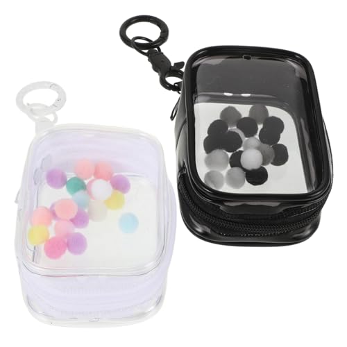 VANZACK 2Stücke Transparente Puppentaschen Mit Schlüsselanhänger Aufbewahrung Für Minifiguren Taschen Mit Pompom Kugel Für Puppensammler VANZACK 2Stücke Transparente Puppentaschen Mit Schlüsselanhänger Aufbewahrung Für Minifiguren Taschen Mit Pompom Kugel Für Puppensammler von VANZACK