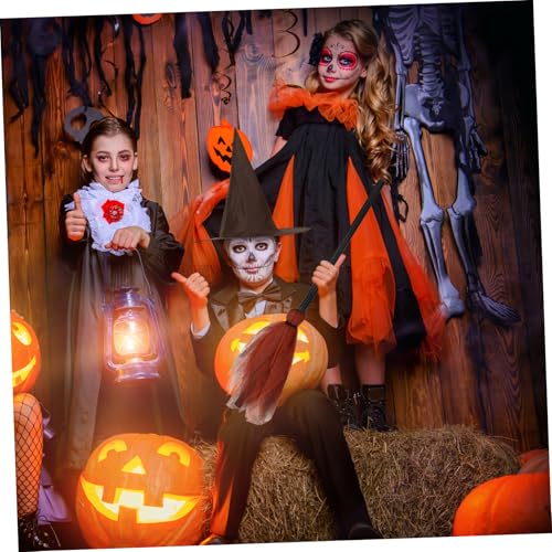 VANZACK 3 Stück Teiliges Hexenbesen aus Garn Leichte Halloween Kostüm Requisiten Dekorative Besen für Party Rollenspiel und Farbenfrohe Cosplay Accessoires Rot und Orange VANZACK 3 Stück Teiliges Hexenbesen aus Garn Leichte Halloween Kostüm Requisiten Dekorative Besen für Party Rollenspiel und Farbenfrohe Cosplay Accessoires Rot und Orange von VANZACK