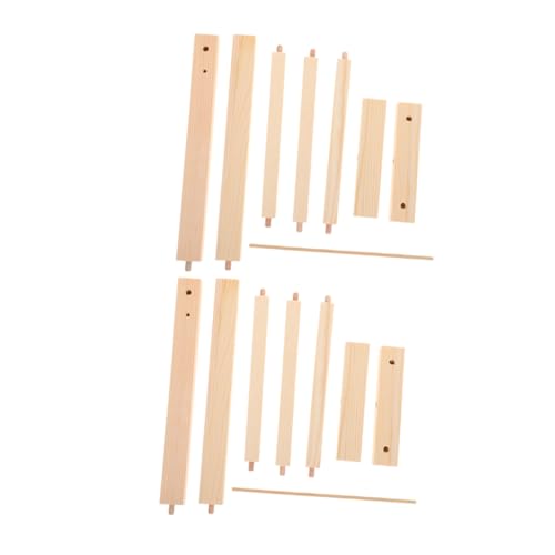 2 Stück Kleiderständer für Puppen Kleider Rack für Puppenhaus Zubehör Langlebig und Platzsparend für Verschiedene Puppenkleidergrößen 2 Stück Kleiderständer für Puppen Kleider Rack für Puppenhaus Zubehör Langlebig und Platzsparend für Verschiedene Puppenkleidergrößen von VICASKY