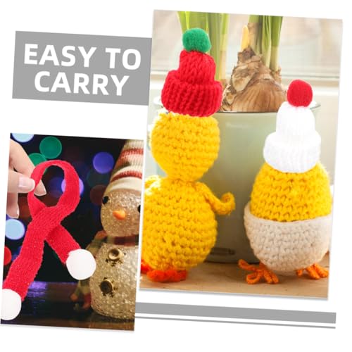 VICASKY 12 Stück Teiliges Mini Weihnachtsmützen und Strickschal Handgestrickt Weiche Mini Hüte und Gestreifte Schals für DIY Bastelprojekte Puppenhaus Deko und Weihnachtsdeko von VICASKY