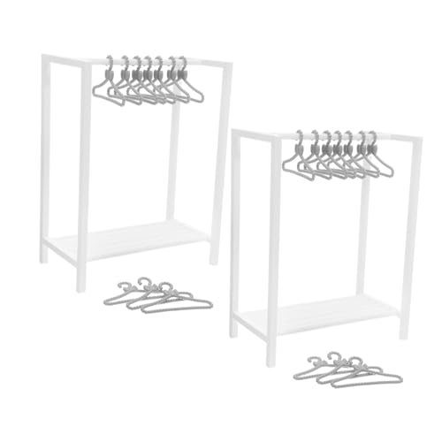 VICASKY Miniatur Kleiderständer Weiß mit Kleiderbügeln Realistisches Puppenhaus Zubehör für Puppenoutfits Platzsparend Fördert Kreatives und Ordentliche Aufbewahrung von VICASKY