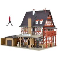 VOLLMER 43696 H0 Dorfschmiede mit Zubehör und Beleuchtung, Funktionsbausatz VOLLMER 43696 H0 Dorfschmiede mit Zubehör und Beleuchtung, Funktionsbausatz von VOLLMER