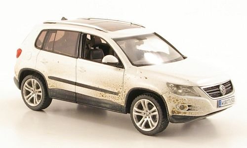 VW Tiguan, weiss mit Schmutzpartikeln, 2008, Modellauto, Fertigmodell, Schuco 1:43 von VW