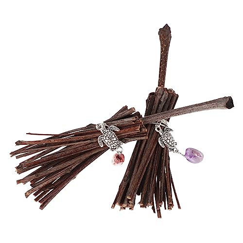 Vaguelly 2 Stück Hexenbesen Mini mit Charms Handgefertigter Reisigbesen Anhänger für Halloween Dekoration Party Requisit Cosplay Zubehör für Erwachsene Langlebig und Vaguelly 2 Stück Hexenbesen Mini mit Charms Handgefertigter Reisigbesen Anhänger für Halloween Dekoration Party Requisit Cosplay Zubehör für Erwachsene Langlebig und von Vaguelly