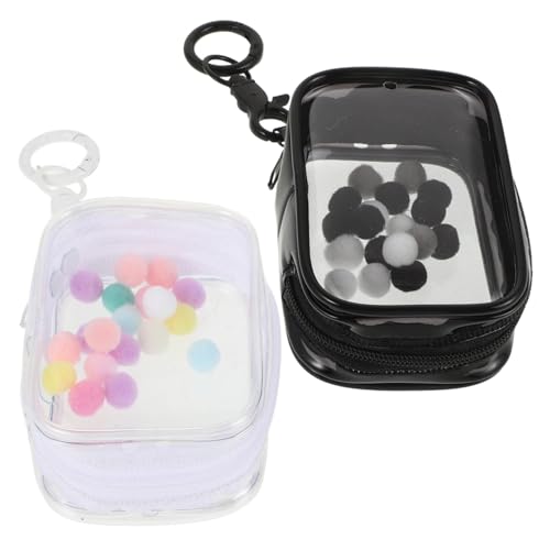 Vaguelly 2Stücke Transparente Mini Puppentasche Mit Schlüsselanhänger Und Bommelball Aufbewahrungstasche Für Figuren Für Sammler Und Klar Und Leicht Vaguelly 2Stücke Transparente Mini Puppentasche Mit Schlüsselanhänger Und Bommelball Aufbewahrungstasche Für Figuren Für Sammler Und Klar Und Leicht von Vaguelly