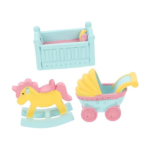 Vaguelly 3Stücke Figuren Kuchen Dekoration Niedliche Tortenaufsätze Mit Schaukelpferd Babybett Und Kinderwagen Für Geburtstagsfeiern Und Besondere Anlässe Vaguelly 3Stücke Figuren Kuchen Dekoration Niedliche Tortenaufsätze Mit Schaukelpferd Babybett Und Kinderwagen Für Geburtstagsfeiern Und Besondere Anlässe von Vaguelly