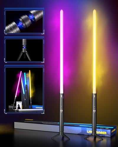 RGB Lichtschwert 2er Set – Doppelklinge Lichtschwert mit Ständer & Geschenkbox – 24 Farben, 6 Soundeffekte, vibrierender Metallgriff – Duellfähiges Laserschwert für Kinder & Erwachsene von Viglaschill