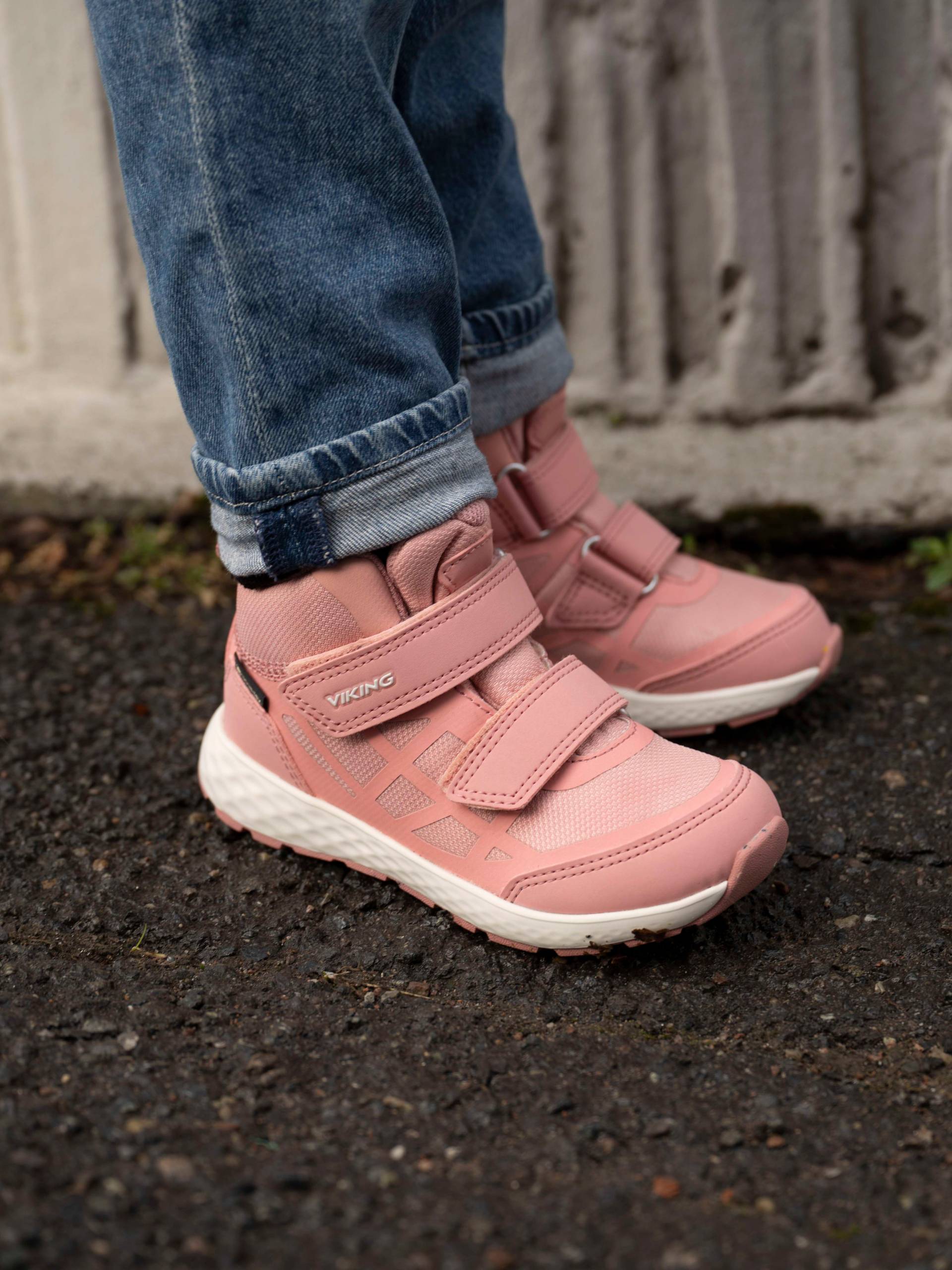 Viking Veme Reflex 2V Mid GTX Kinder Sneaker, Light Pink, 28, Kinderschuhe von Viking