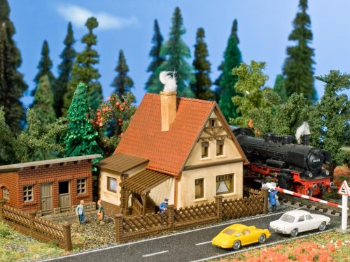 Vollmer - Bahnwärterhaus mit Nebengebäude, Miniatur-Spielzeuggebäude, Eisenbahn, Jungen, Männer von Vollmer