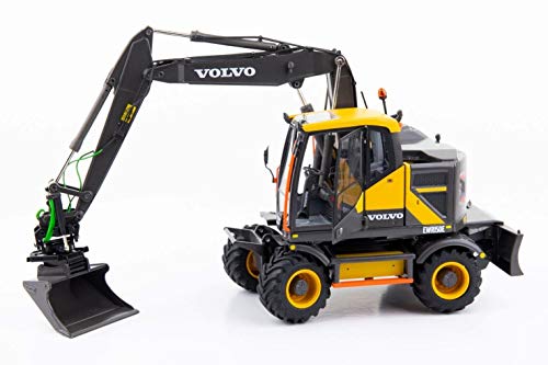 VOLVO EWR 150E Pelle sur pneus avec roues simples NOKIAN von AT Collections
