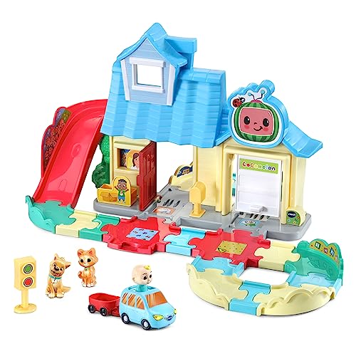 VTech Tut Tut Baby Flitzer - CoComelon JJs Spielhaus Schienenset – Interaktives Spielset mit JJs Familienauto, Codys Katze und Hund Bingo – Für Kinder von 1,5-5 Jahren von Vtech