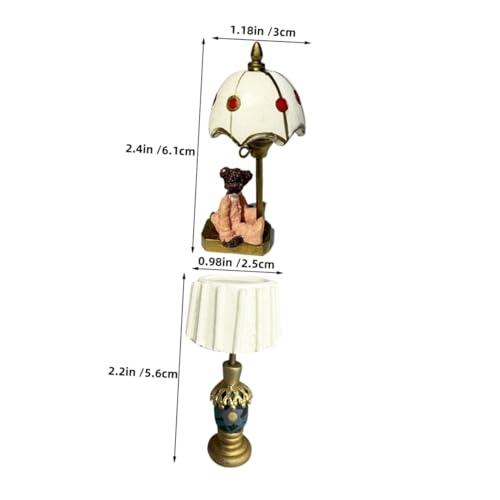 WEKAMOS 2 Stück Puppenhaus Miniatur Tischlampen mit Nachtlicht Kleine Bärenlampe und Weiße Schirmleuchte Dekorative Miniaturleuchten für Puppenstube als und Fotorequisite WEKAMOS 2 Stück Puppenhaus Miniatur Tischlampen mit Nachtlicht Kleine Bärenlampe und Weiße Schirmleuchte Dekorative Miniaturleuchten für Puppenstube als und Fotorequisite von WEKAMOS