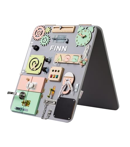 WOOBIBOO Personalisierte Montessori Busy Board Plus - Stehen Activity Board aus Holz für Kinder ab 1 Jahr, Lernspielzeug zur Förderung der Motorik und Kreativität, ideales Activity Spiel für Zuhause von WOOBIBOO