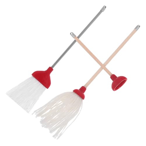 WOONEKY 3 Stück Teiliges Miniatur Dollhouse Reinigungsset Rote Badezimmer Accessoires Realistische Mop und Besen mit Toilettenpümpel Miniatur Set für Puppenhaus Badezimmer Dekoration WOONEKY 3 Stück Teiliges Miniatur Dollhouse Reinigungsset Rote Badezimmer Accessoires Realistische Mop und Besen mit Toilettenpümpel Miniatur Set für Puppenhaus Badezimmer Dekoration von WOONEKY